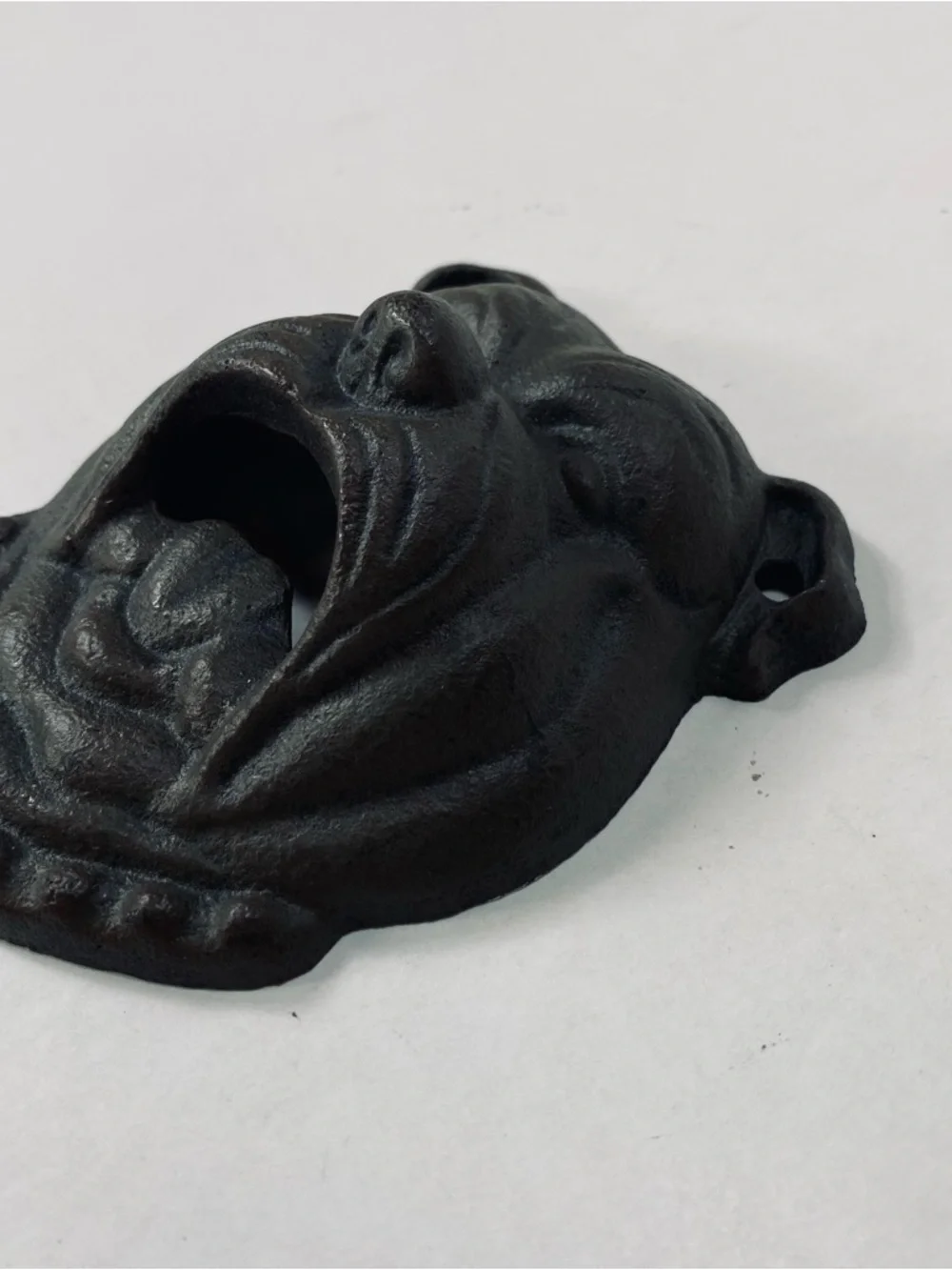 Vintage-style Wall-Mounted Bulldog Bottle Opener Cast Iron